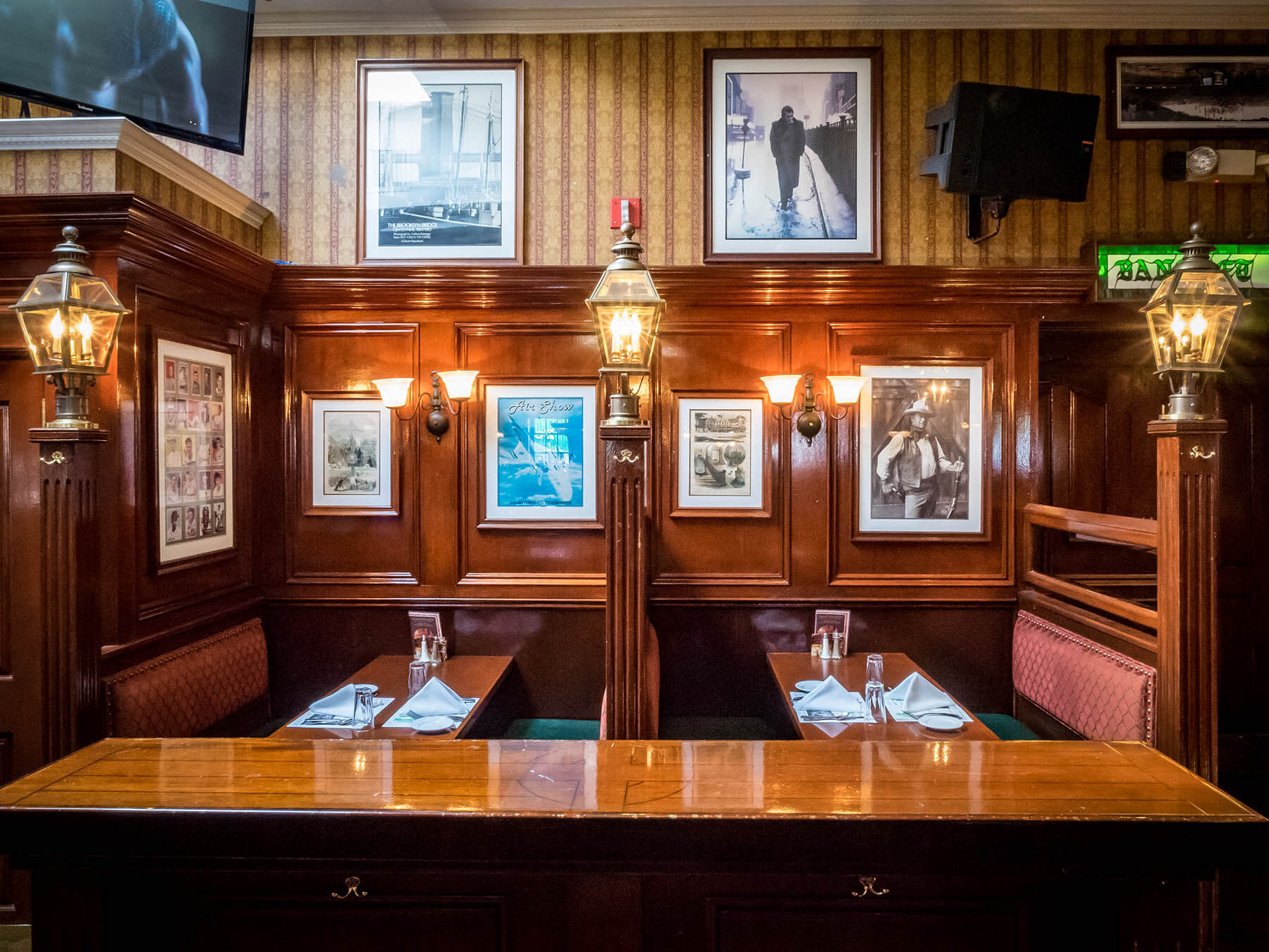 photo of dining booth